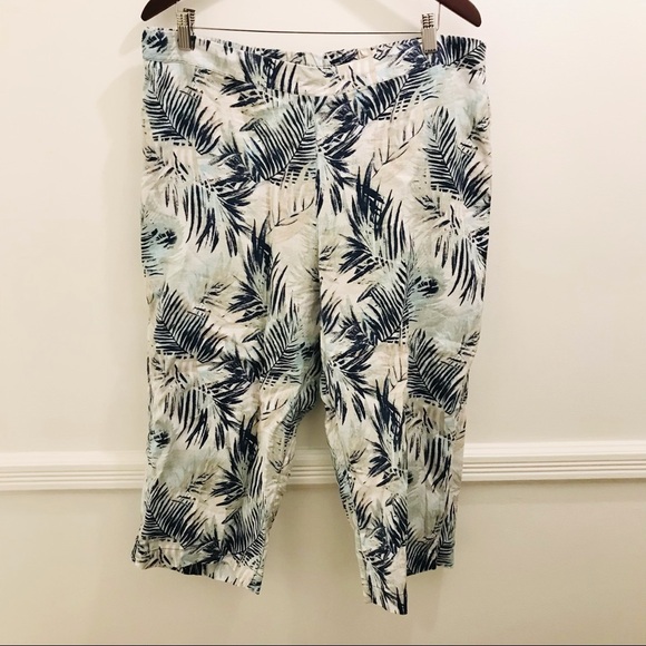 Chico’s Linen Capri Pants 3 XL 16 Palms tropical blue tan white resort elastic - Picture 1 of 10